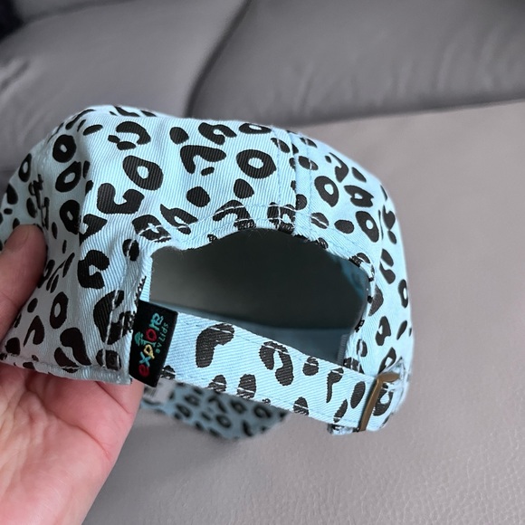 NWT - Lids Explore Series Snow Leopard Dad Adjustable Cap - Picture 3 of 5